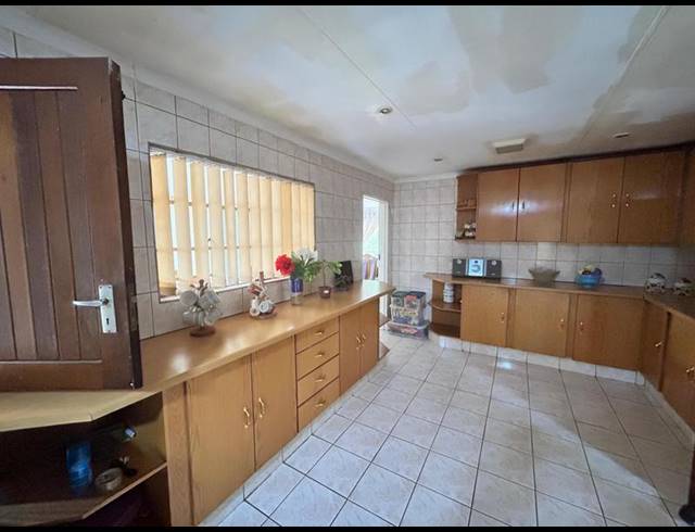 4 BEDROOM HOUSE FOR SALE IN BAKERTON